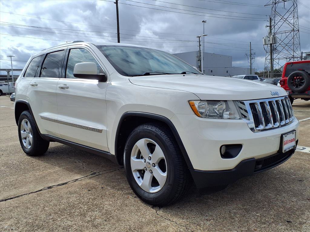 Used 2012 Jeep Grand Cherokee Laredo image 2