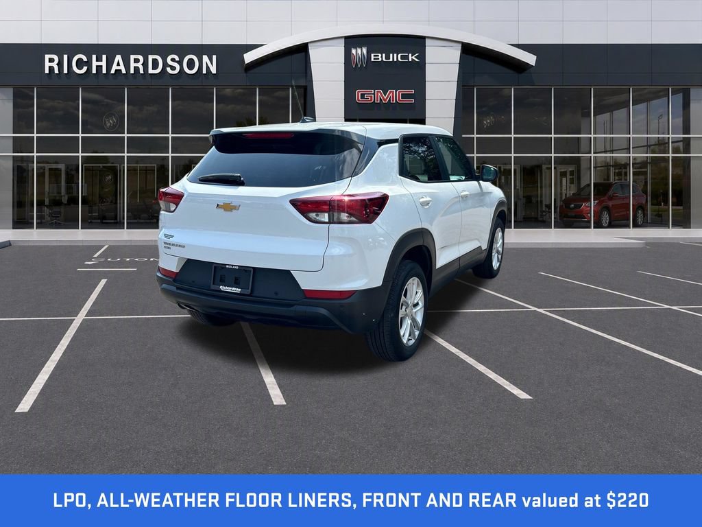 Used 2024 Chevrolet TrailBlazer LS w/ LS Convenience Package AWD/4WD image 5