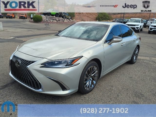Used 2025 Lexus ES 300h w/ Accessory Package (Z1) FWD image 1