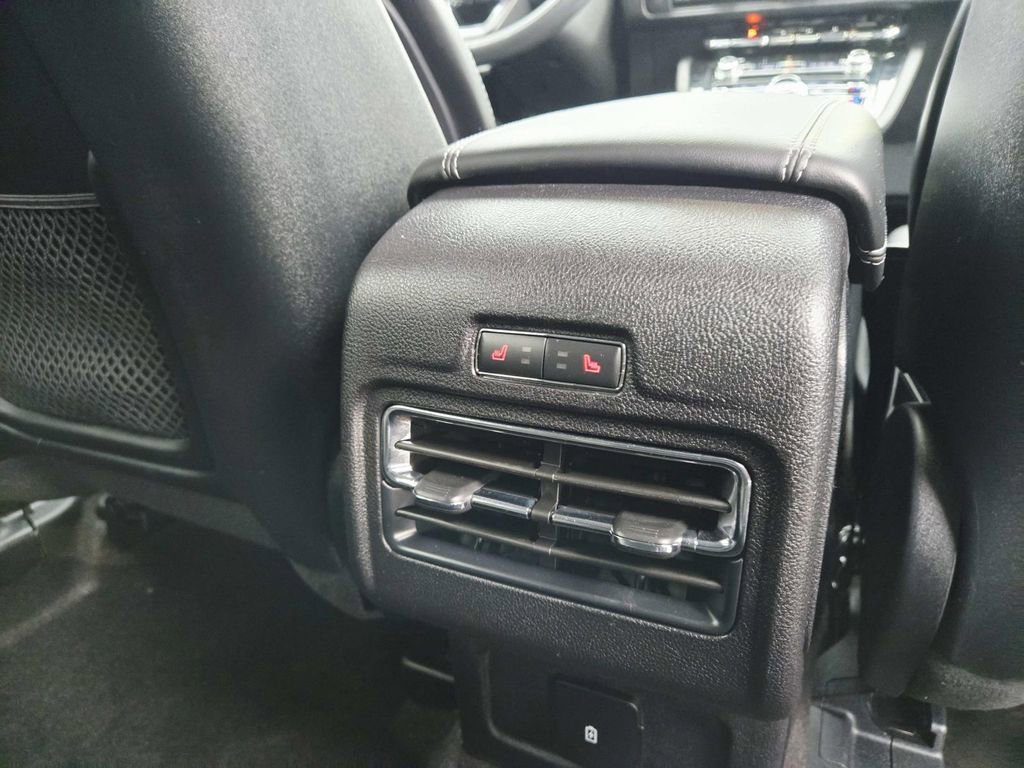 Used 2021 Lincoln Corsair AWD w/ Equipment Group 101A image 16