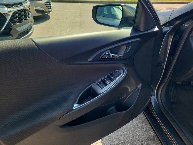 Used 2018 Chevrolet Malibu LT FWD image 16