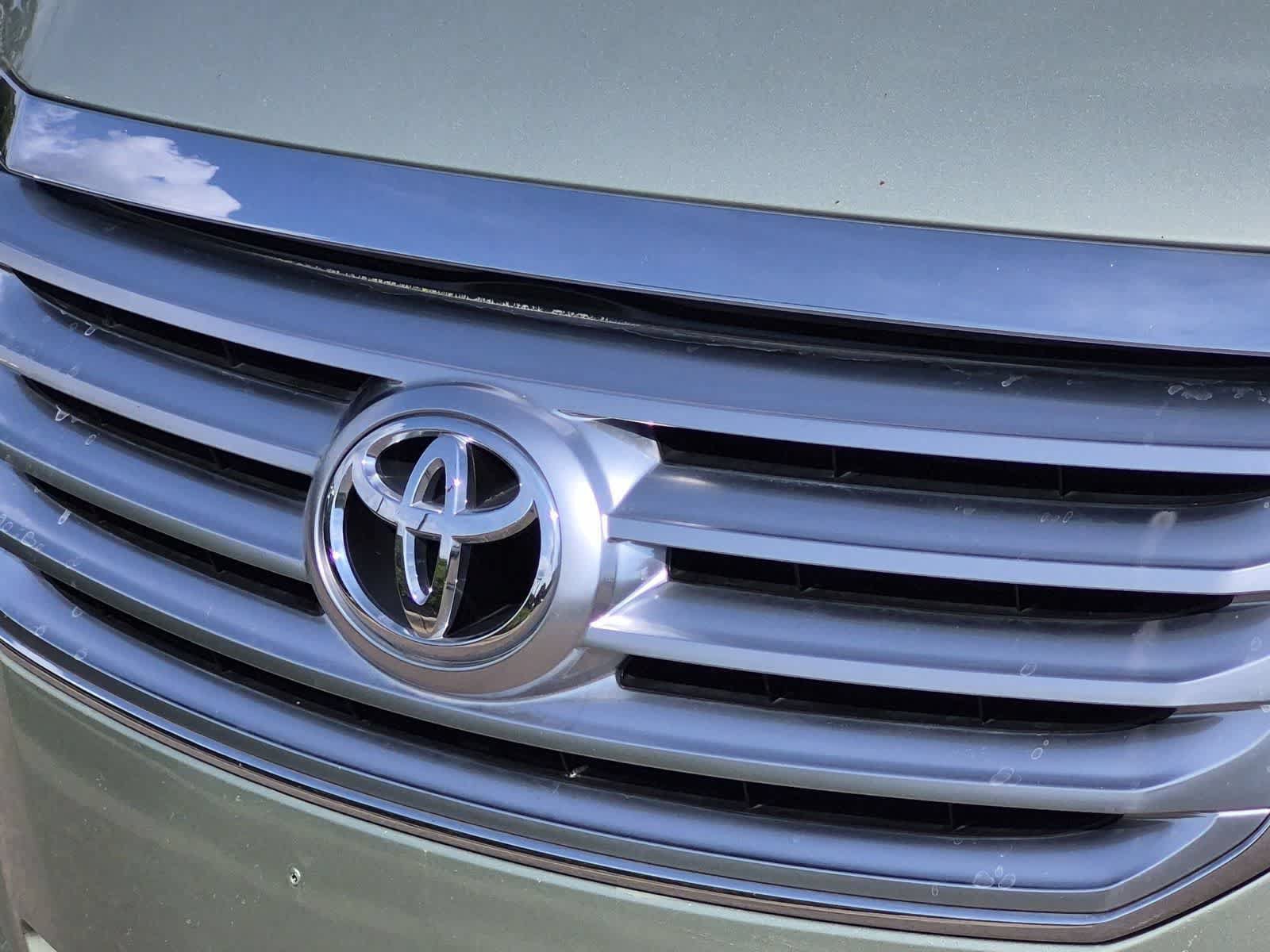 Used 2008 Toyota Avalon XLS FWD image 12