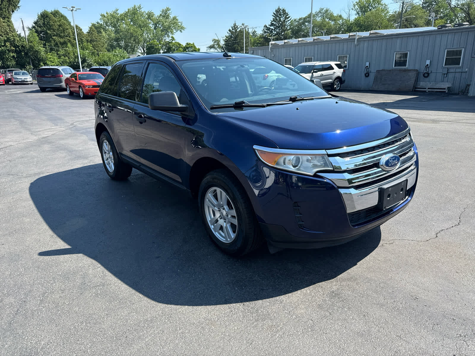 Used 2011 Ford Edge SE