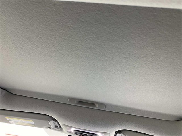 Used 2025 Toyota Corolla Cross LE image 13