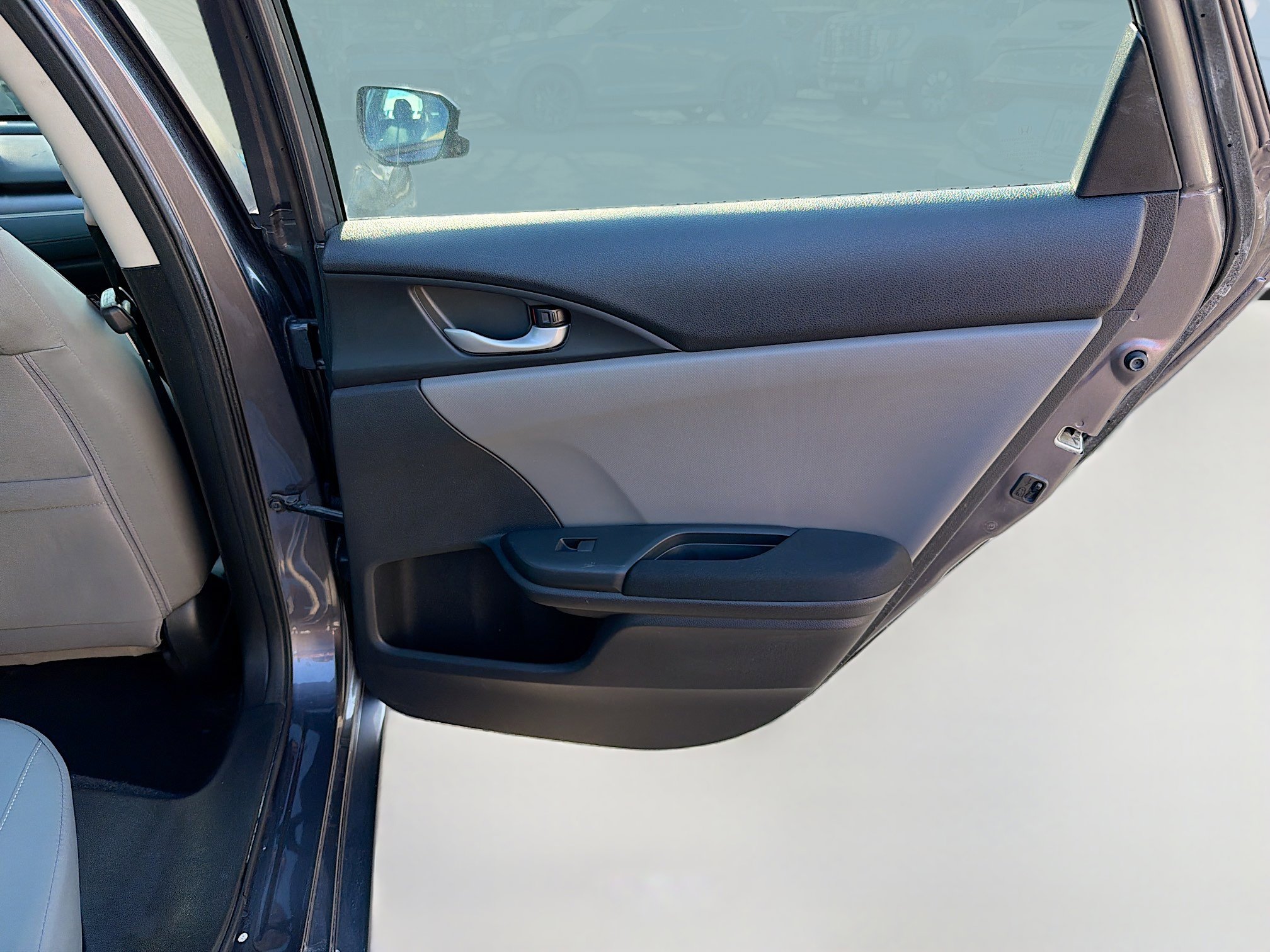 Used 2016 Honda Civic EX-T image 41