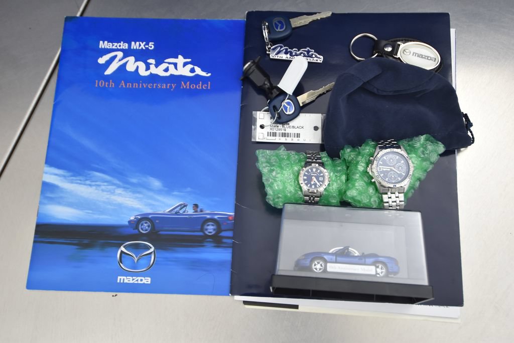 Used 1999 MAZDA MX-5 Miata 10th Anniversary Edition RWD image 42
