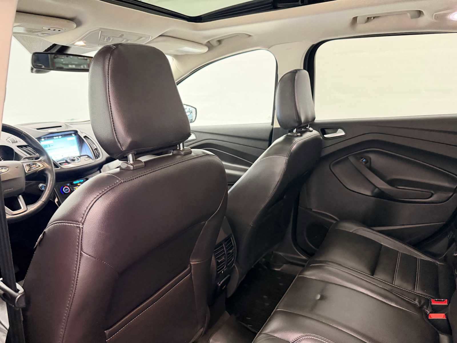 Used 2018 Ford Escape Titanium image 19