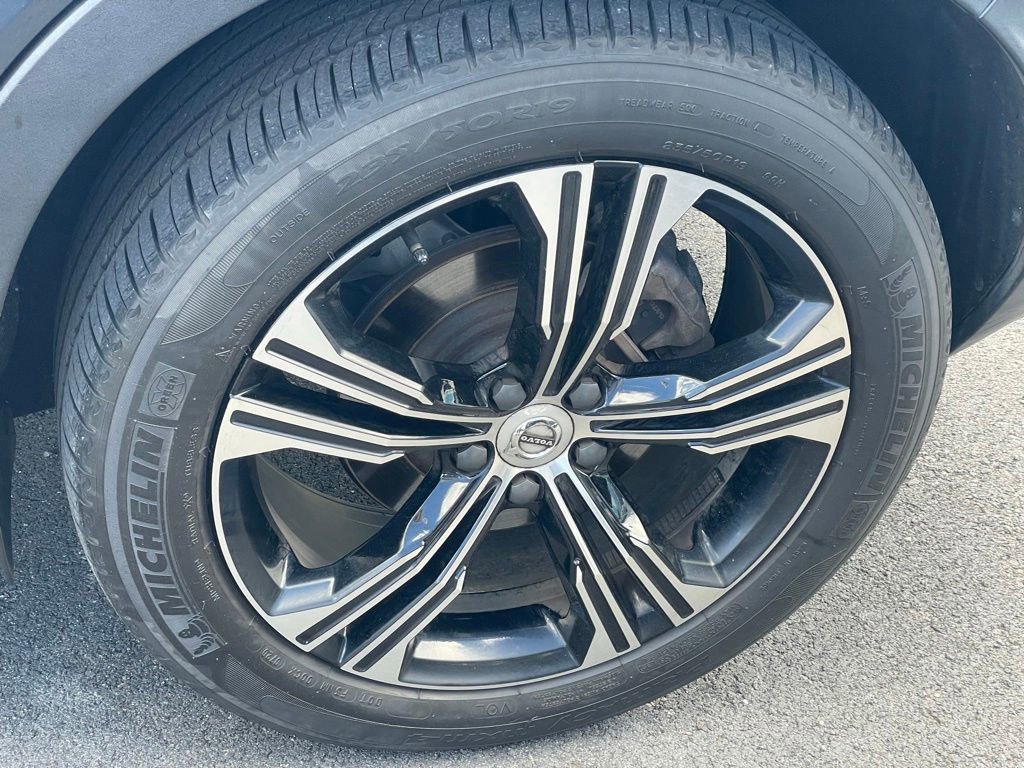 Used 2020 Volvo XC40 T5 Inscription AWD/4WD image 27
