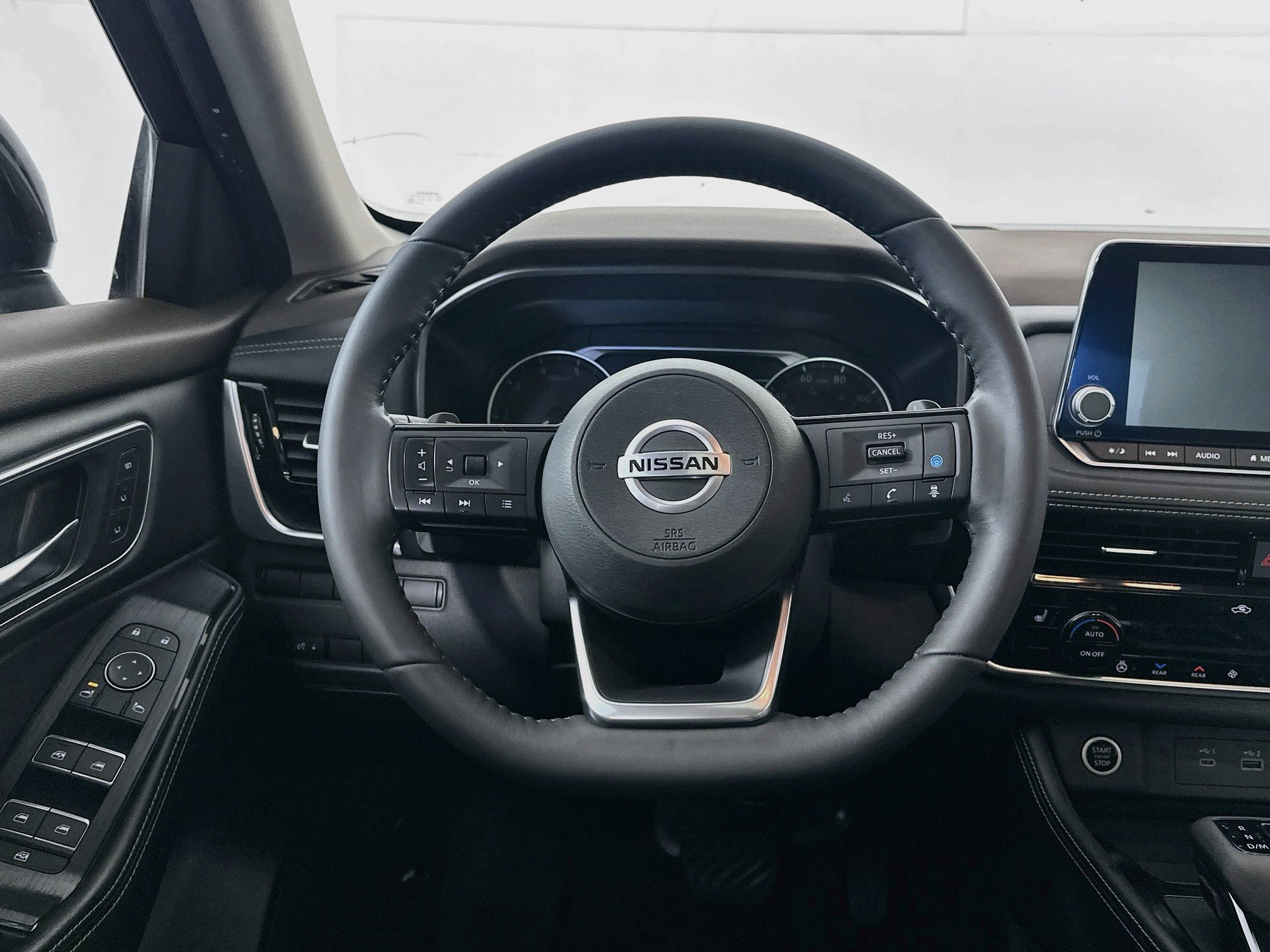 Used 2021 Nissan Rogue SL FWD image 18