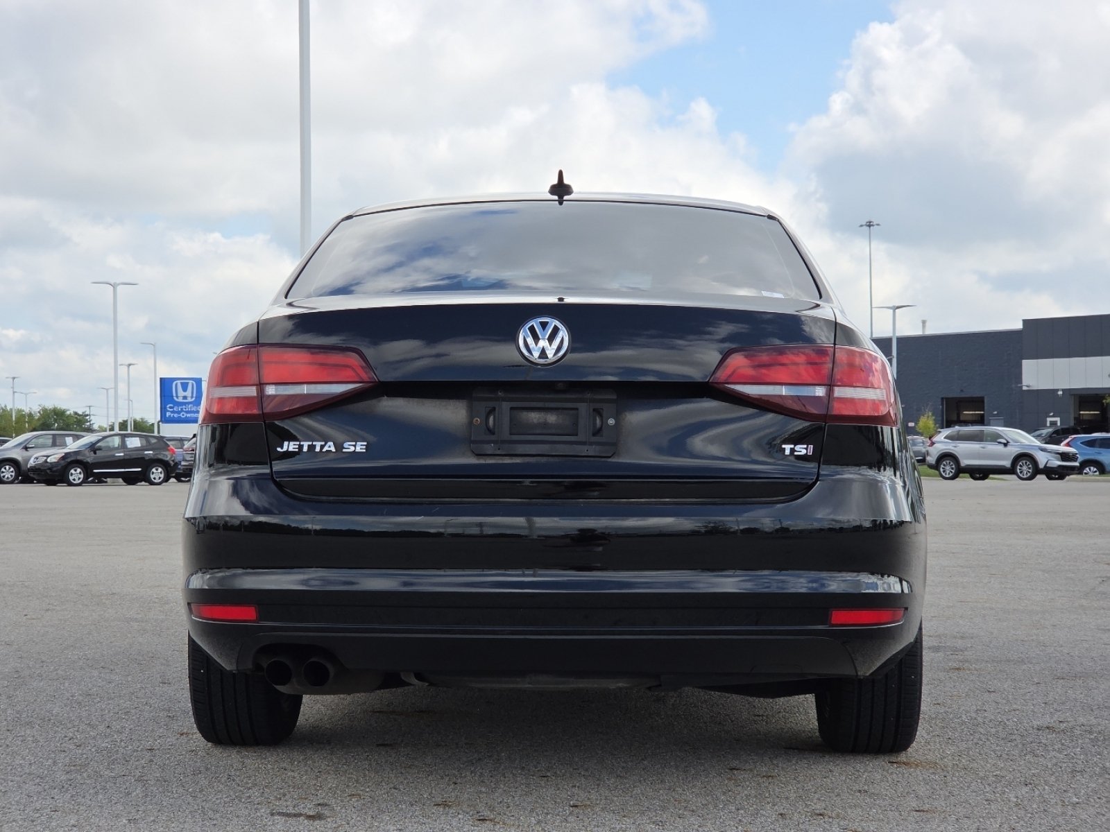 Used 2018 Volkswagen Jetta SE FWD image 15
