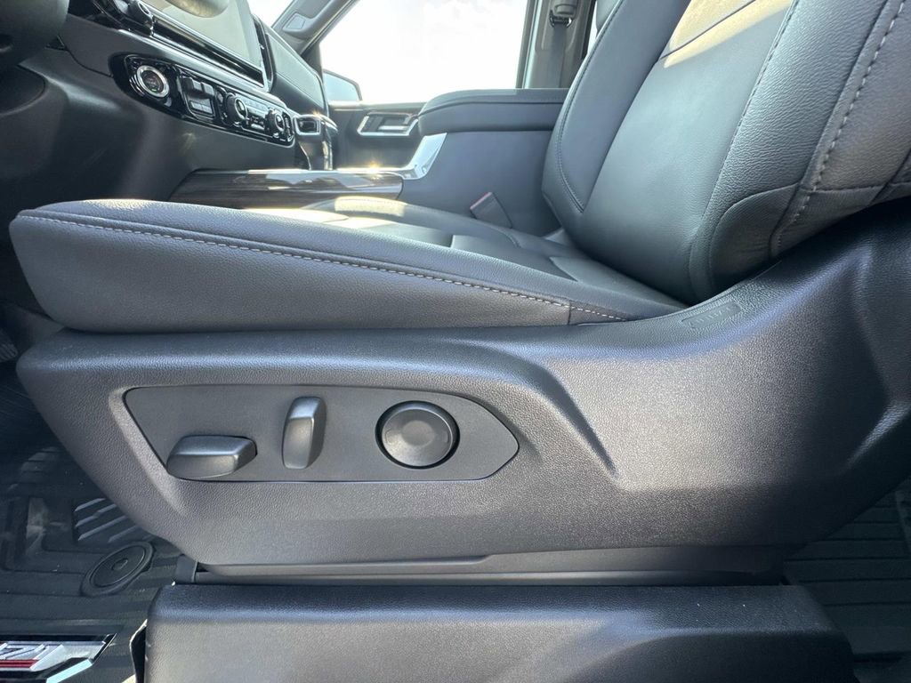 New 2026 Chevrolet Silverado 1500 RST image 16