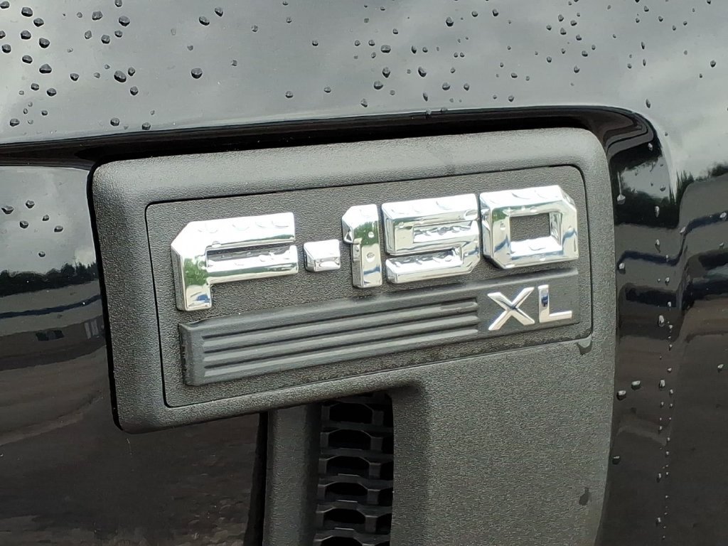Used 2023 Ford F150 XL w/ XL Chrome Appearance Package AWD/4WD image 13