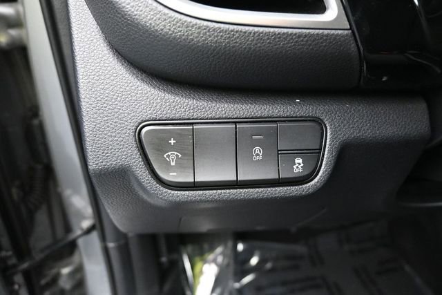Used 2025 Kia Seltos S FWD image 17
