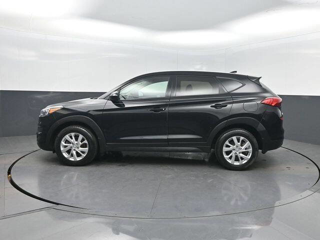 Used 2019 Hyundai Tucson SE image 2