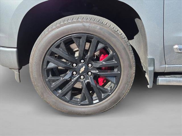 Used 2024 Chevrolet Silverado 1500 High Country w/ High Country Premium Package AWD/4WD image 24