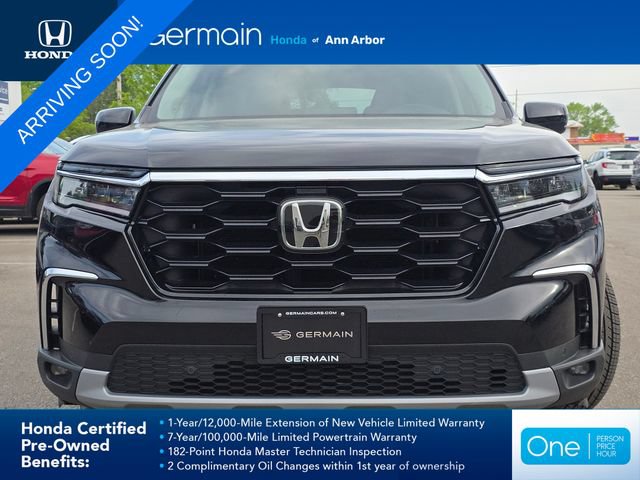 Used 2023 Honda Pilot Touring image 4