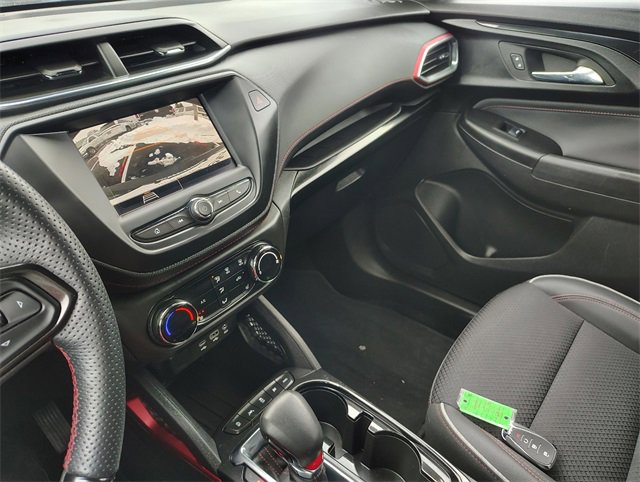 Used 2023 Chevrolet TrailBlazer RS image 25
