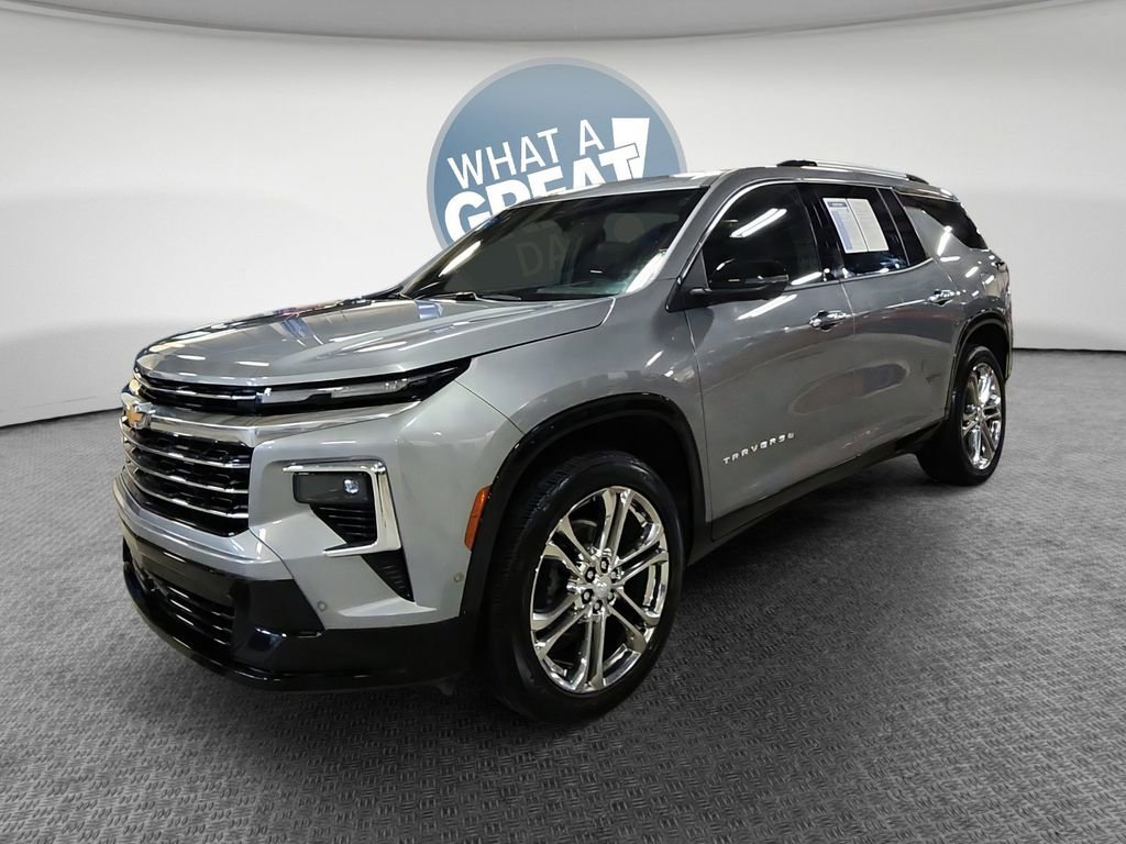 Certified 2025 Chevrolet Traverse High Country w/ LPO, Illumination Package image 8