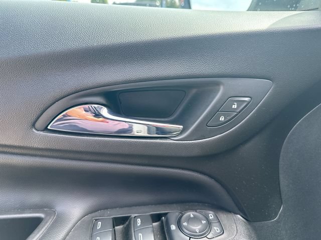 Used 2021 Chevrolet Equinox LT FWD image 47