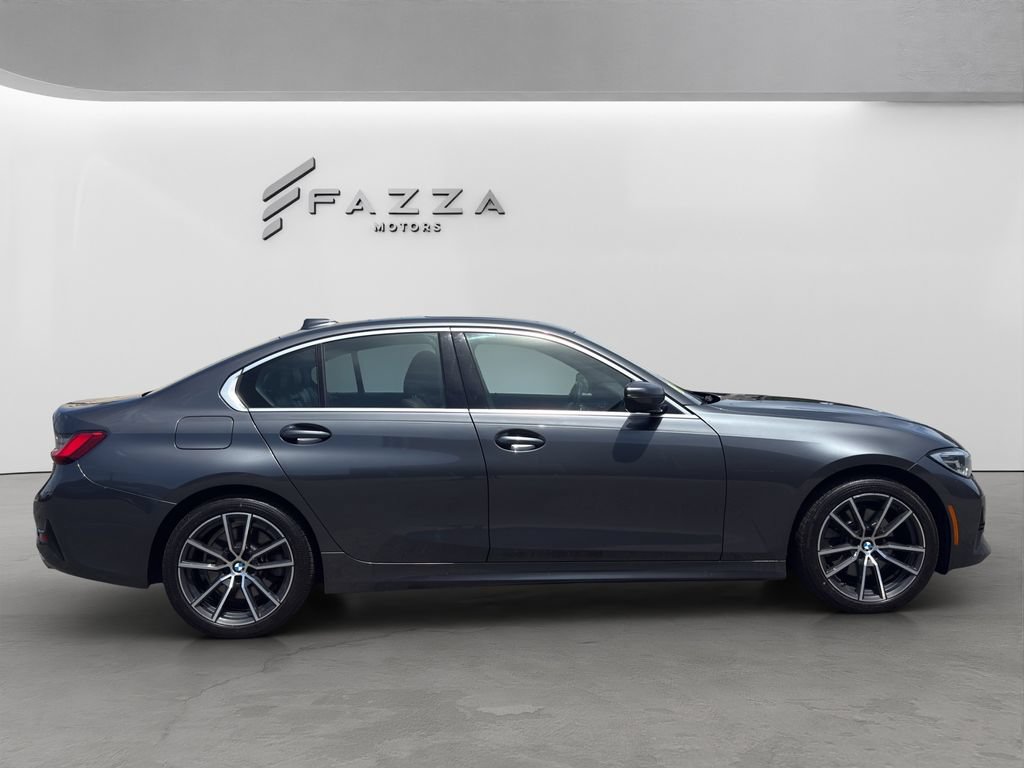 Used 2020 BMW 330i xDrive Sedan w/ Premium Package AWD/4WD image 13