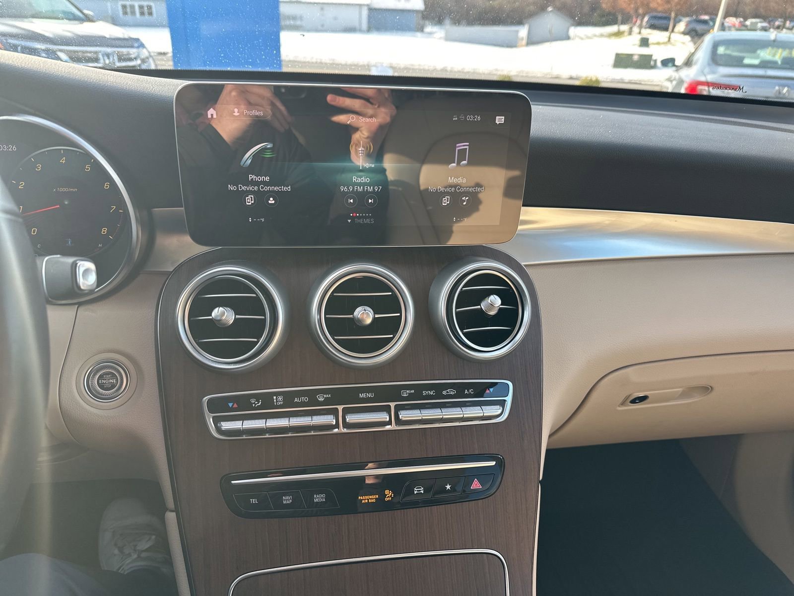 Used 2022 Mercedes-Benz GLC 300 4MATIC image 16