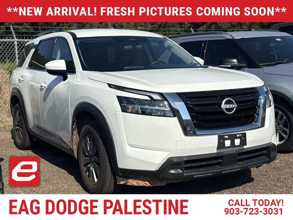 Used 2025 Nissan Pathfinder SV