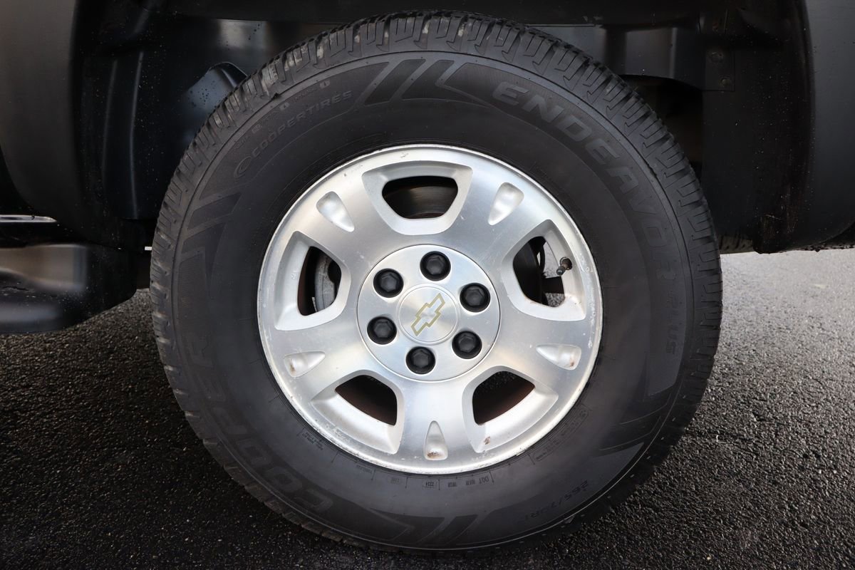 Used 2005 Chevrolet Avalanche Z71 w/ Sun And Sound Package AWD/4WD image 42