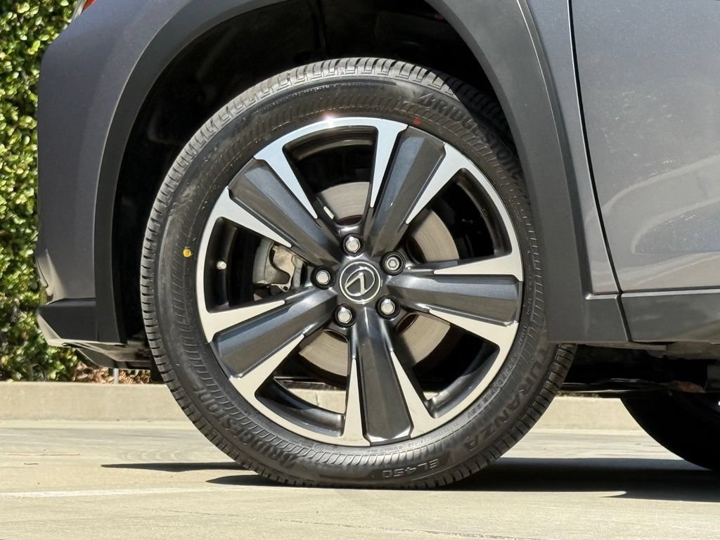 Used 2021 Lexus UX 250h w/ Accessory Package (Z1) AWD/4WD image 8