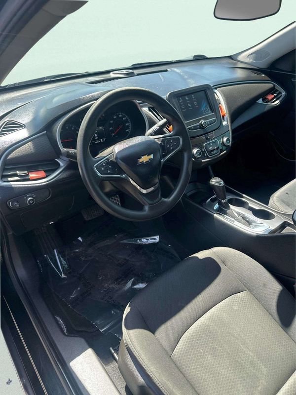 Used 2017 Chevrolet Malibu LS image 21