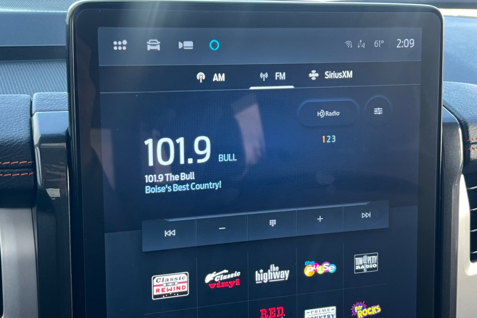 Used 2024 Ford Expedition Timberline image 16