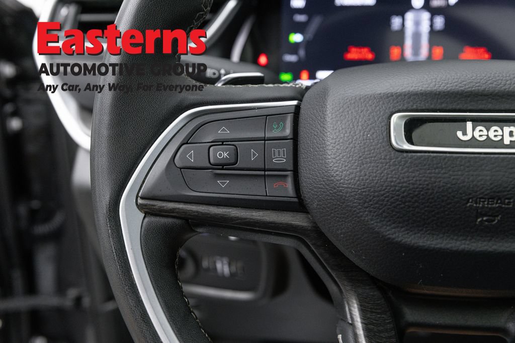 Used 2024 Jeep Grand Cherokee Limited 4xe AWD/4WD image 15