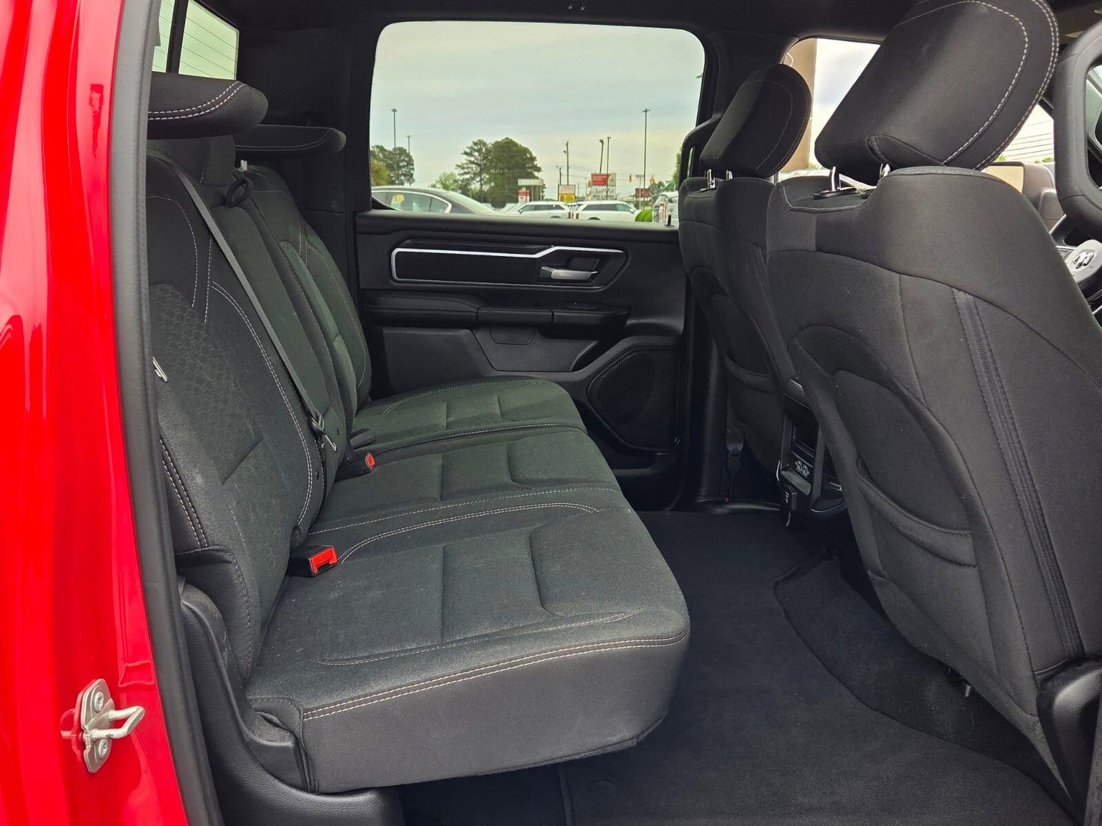 Used 2025 RAM 1500 Big Horn AWD/4WD image 16