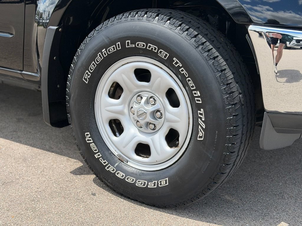 Used 2007 Nissan Frontier SE w/ Power Pkg AWD/4WD image 23