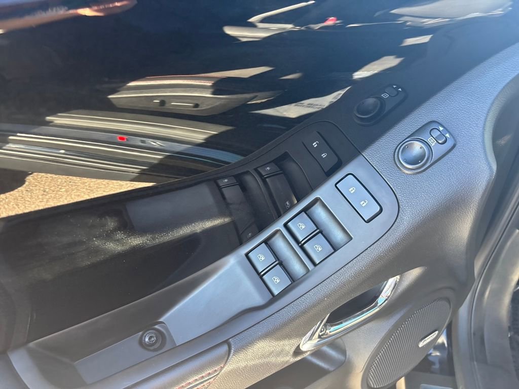Used 2014 Chevrolet Camaro ZL1 image 15