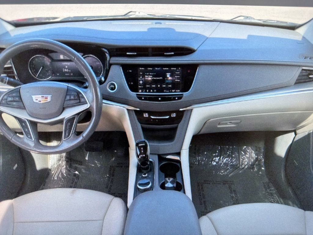 Used 2021 Cadillac XT5 Premium Luxury AWD/4WD image 6