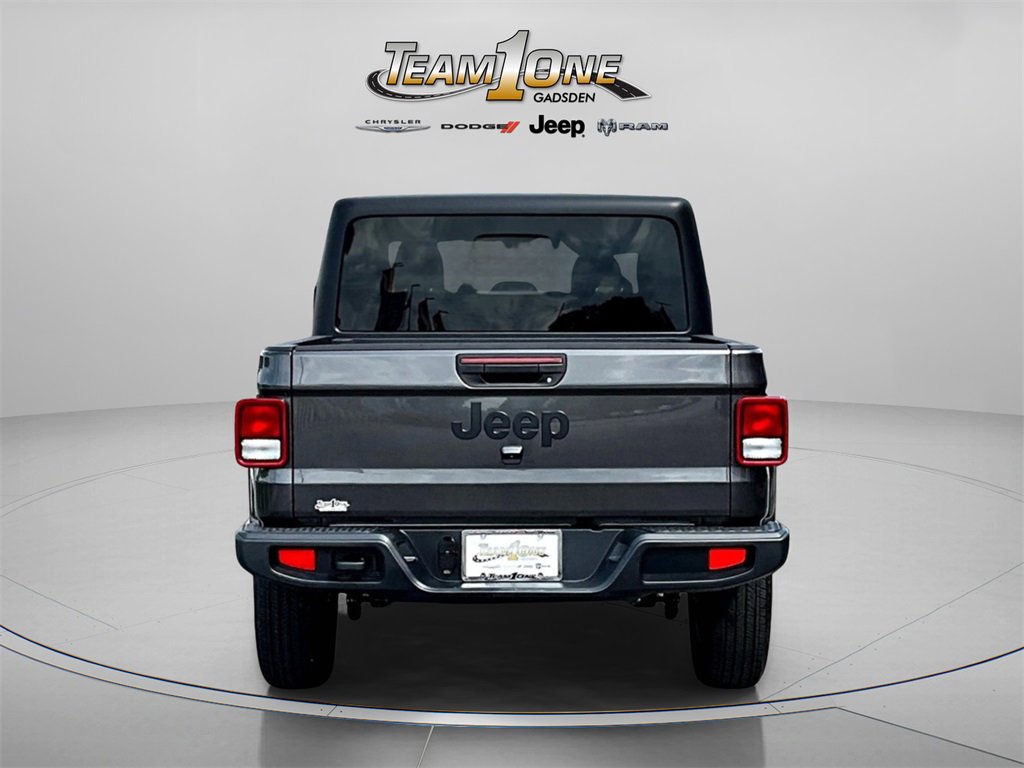 New 2025 Jeep Gladiator Sport image 5