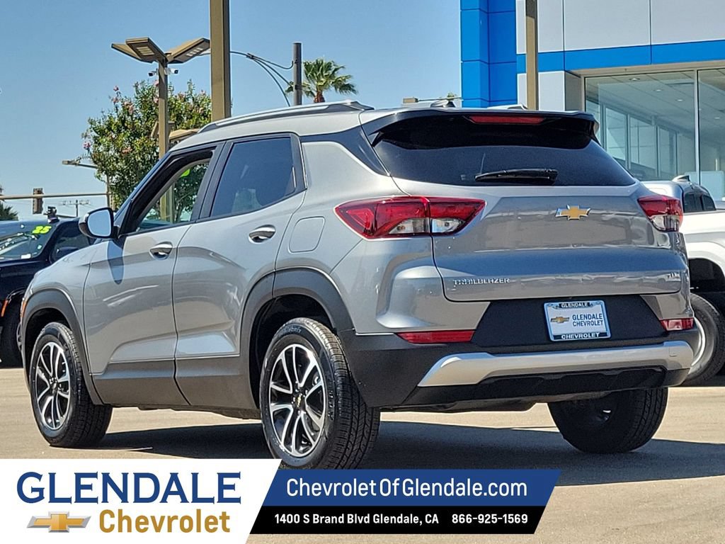 Certified 2025 Chevrolet TrailBlazer LT FWD image 13