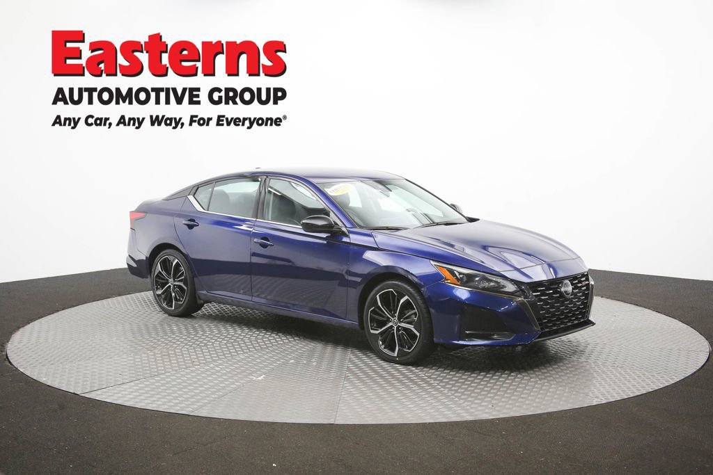 Used 2024 Nissan Altima 2.5 SR FWD image 47