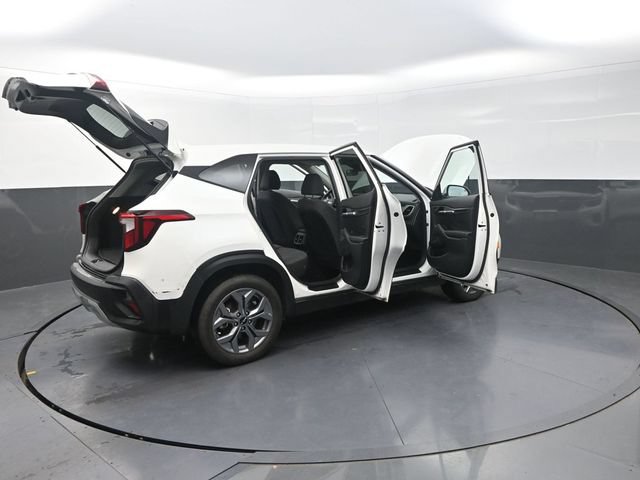 Used 2024 Kia Seltos LX AWD/4WD image 35