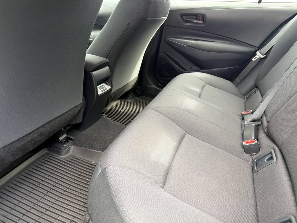 Used 2026 Toyota Corolla LE FWD image 25