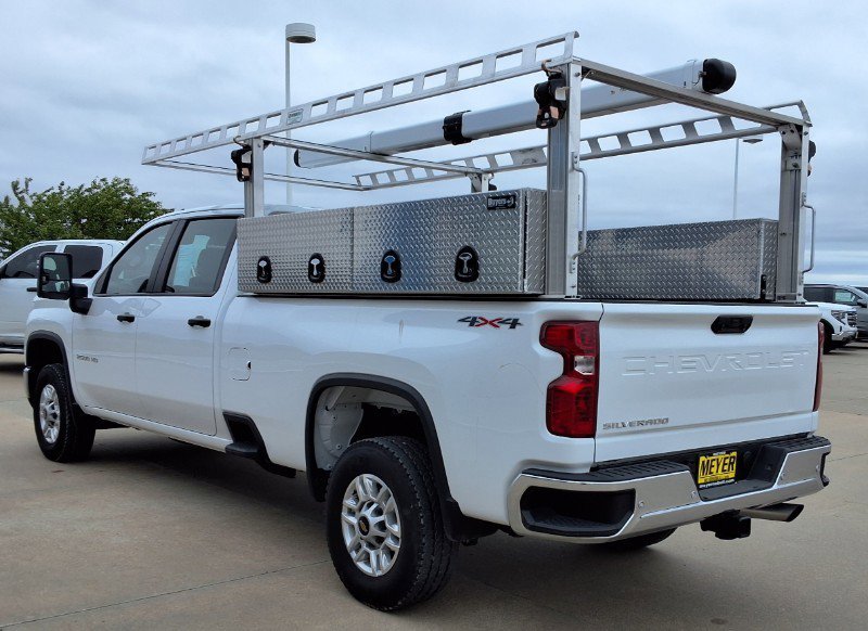 Used 2025 Chevrolet Silverado 2500 W/T w/ WT/CX Safety Package AWD/4WD image 7