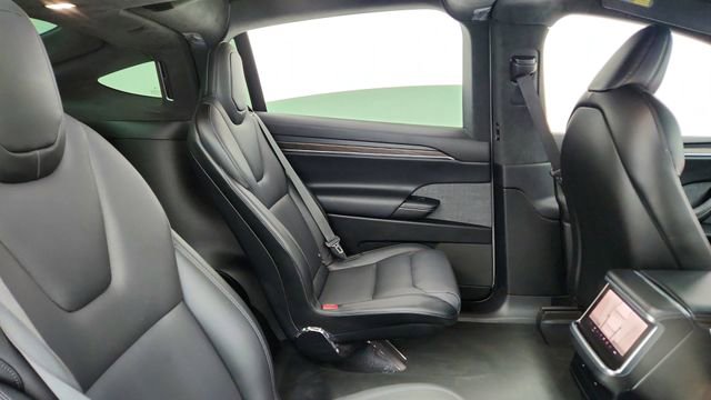 Used 2023 Tesla Model X image 23