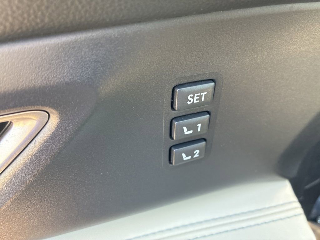 Used 2019 Subaru Ascent Limited image 8