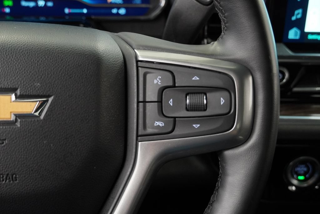 Used 2024 Chevrolet Silverado 1500 LT AWD/4WD image 21
