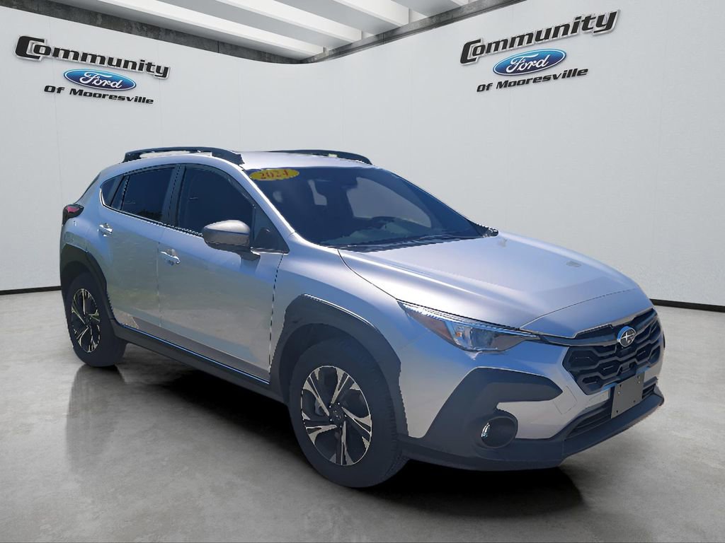 Used 2024 Subaru Crosstrek 2.0i Premium w/ Popular Package #3 AWD/4WD image 3