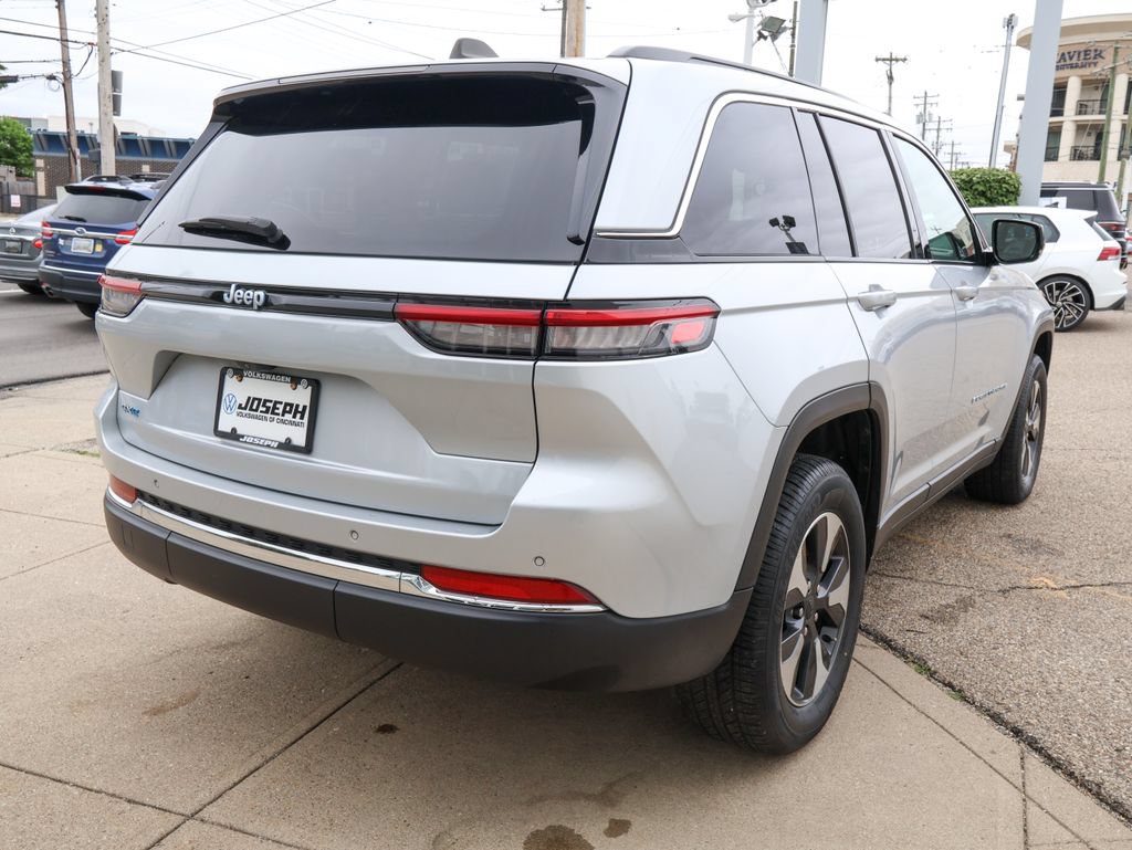 Used 2024 Jeep Grand Cherokee Limited 4xe AWD/4WD image 5