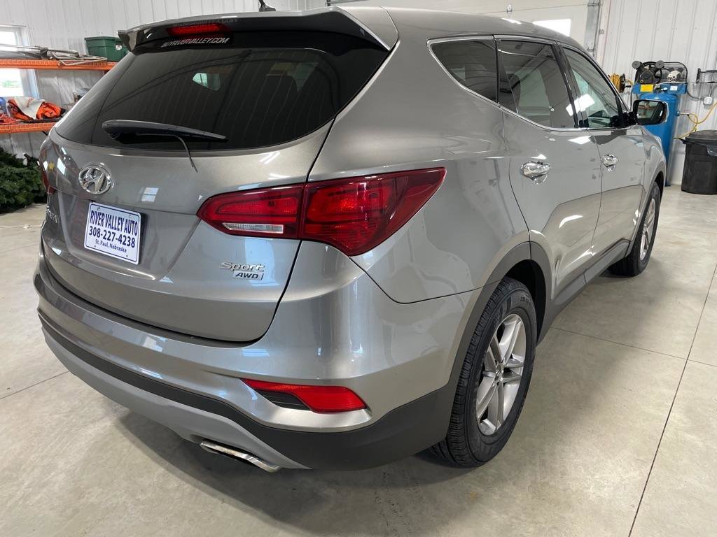 Used 2018 Hyundai Santa Fe Sport image 7