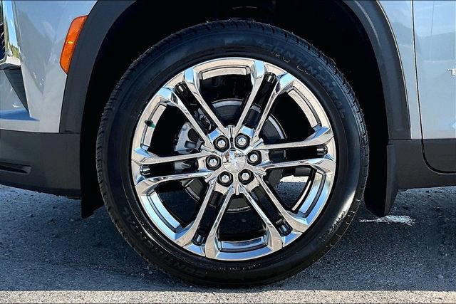 New 2027 Chevrolet Traverse LT w/ Driver Confidence Package FWD image 12