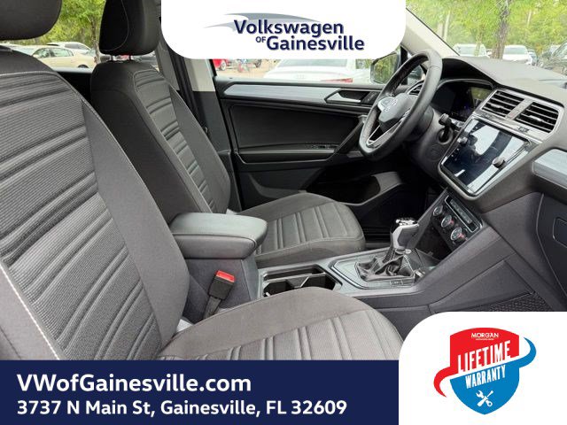 Certified 2024 Volkswagen Tiguan S image 10