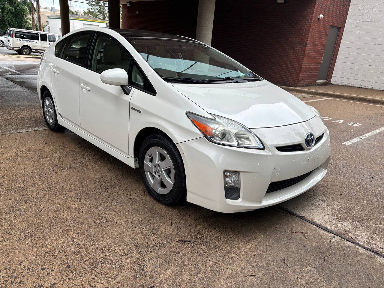 Used 2010 Toyota Prius FWD image 3